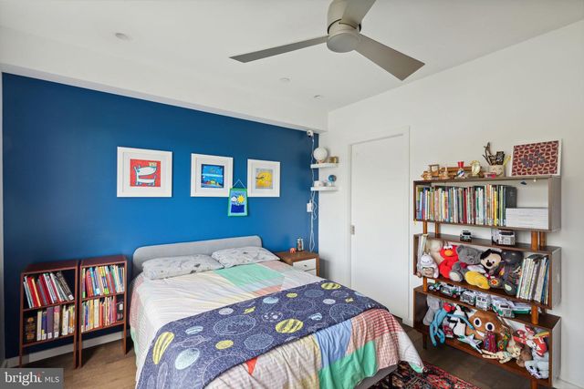1130 S SYDENHAM ST, Philadelphia, PA 19146