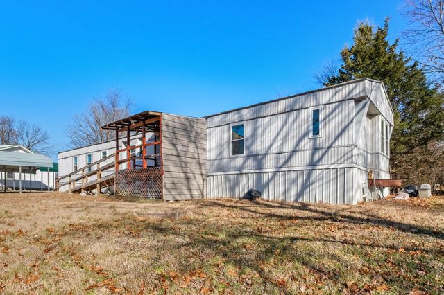27876 Maple Street, Seligman, MO 65745