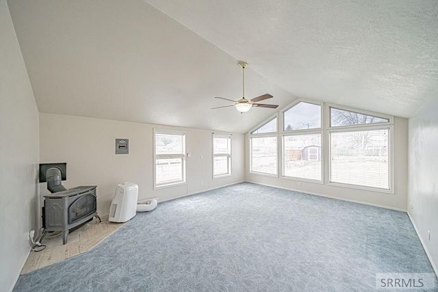 328 N Park Avenue, Shelley, ID 83274