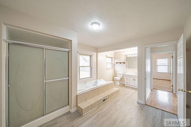 328 N Park Avenue, Shelley, ID 83274