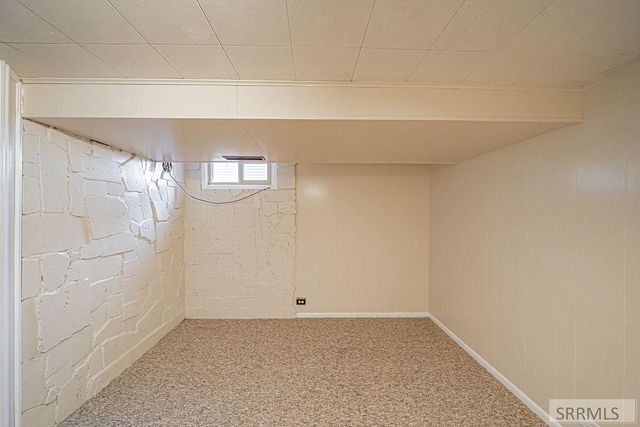 328 N Park Avenue, Shelley, ID 83274