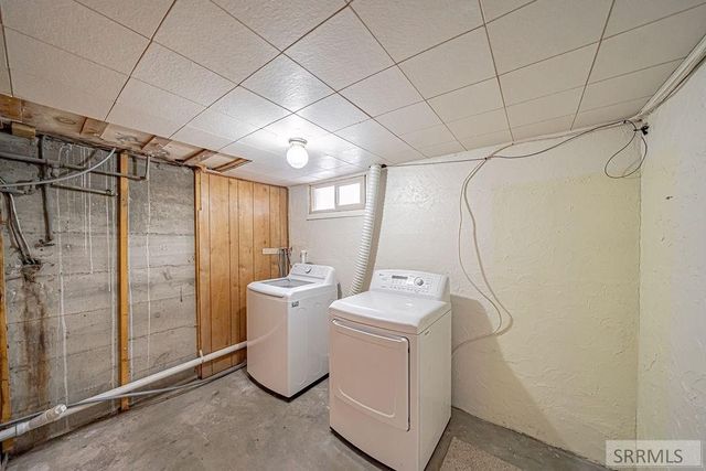 328 N Park Avenue, Shelley, ID 83274