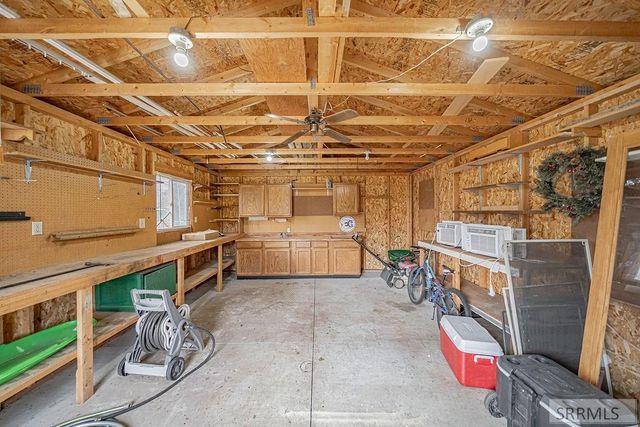 328 N Park Avenue, Shelley, ID 83274