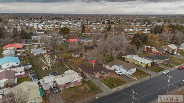 328 N Park Avenue, Shelley, ID 83274