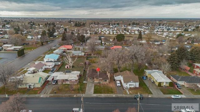 328 N Park Avenue, Shelley, ID 83274