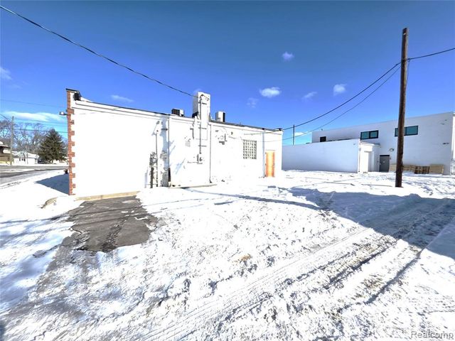 25845 Plymouth Road, Redford, MI 48239