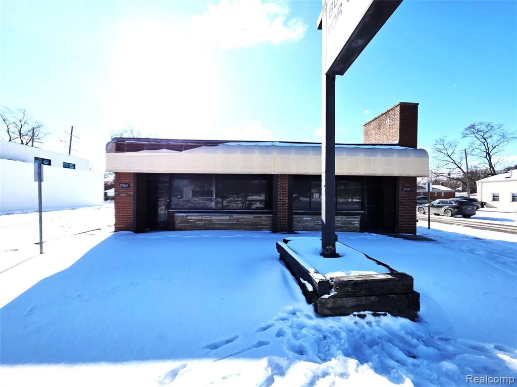 25845 Plymouth Road, Redford, MI 48239