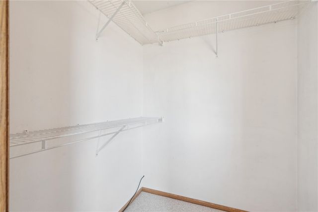 3600 Falcon View Road SW, Cedar Rapids, IA 52404