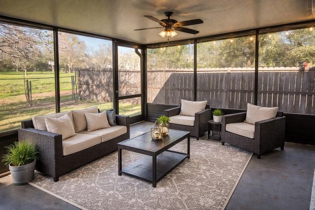 1202 Twining Oaks Lane, Missouri City, TX 77489