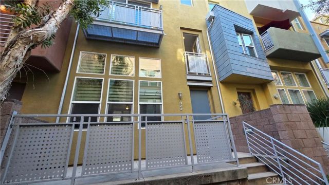 322 E Jeanette, Santa Ana, CA 92705