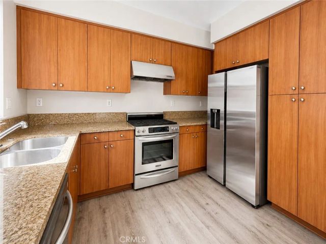 322 E Jeanette, Santa Ana, CA 92705