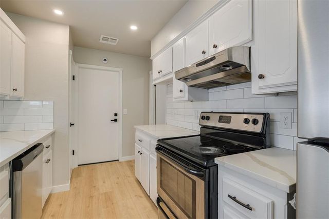 605 Cinnamon Drive, Edmond, OK 73003