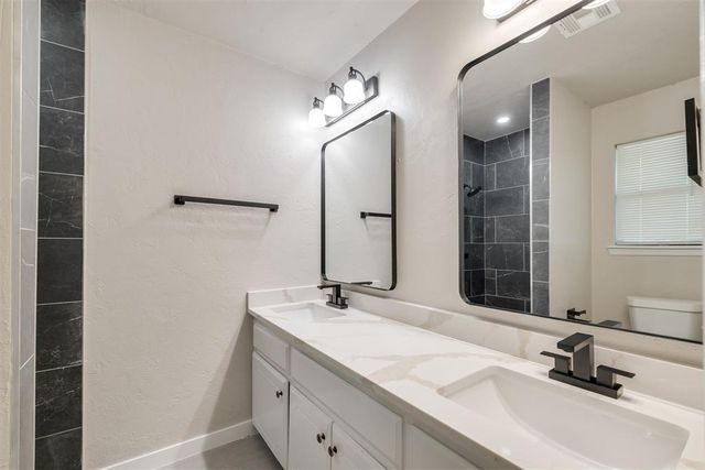605 Cinnamon Drive, Edmond, OK 73003