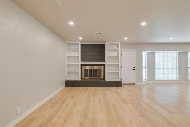 605 Cinnamon Drive, Edmond, OK 73003