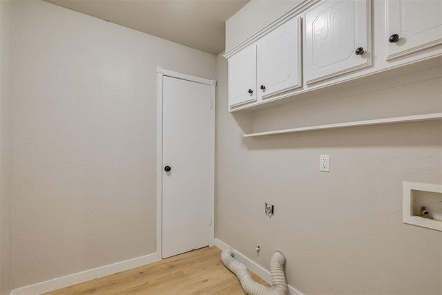 605 Cinnamon Drive, Edmond, OK 73003