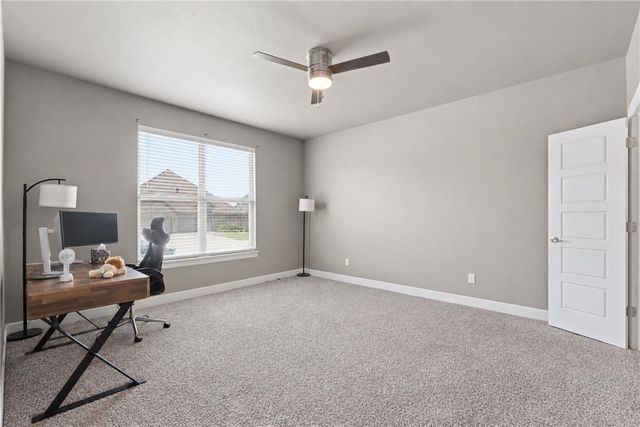 4200 SW Acres Avenue, Bentonville, AR 72713