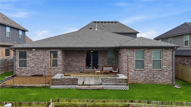4200 SW Acres Avenue, Bentonville, AR 72713