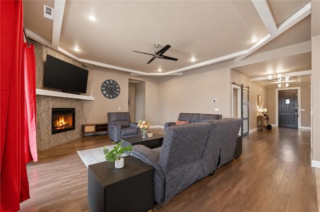 4200 SW Acres Avenue, Bentonville, AR 72713