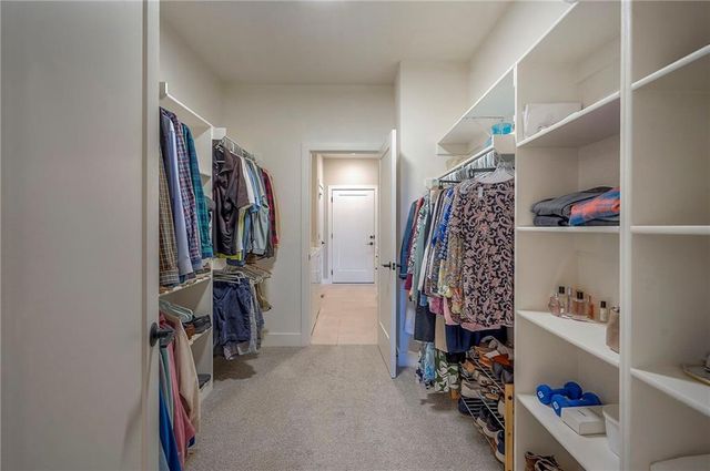 21922 W 82nd Terrace, Lenexa, KS 66220