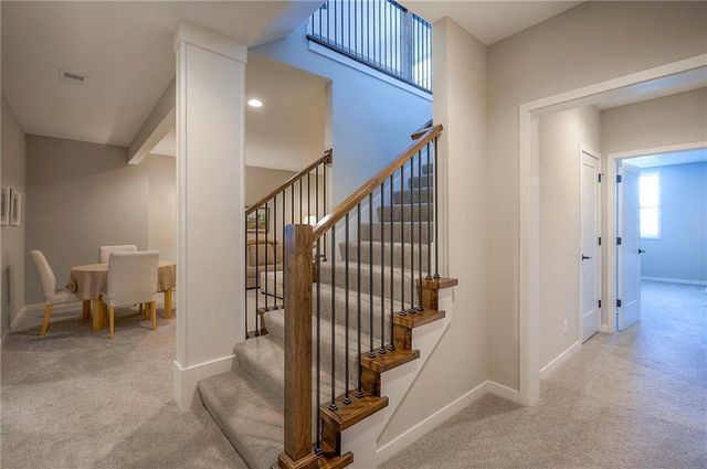 21922 W 82nd Terrace, Lenexa, KS 66220