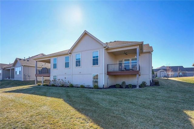 21922 W 82nd Terrace, Lenexa, KS 66220