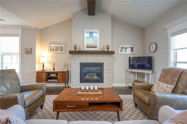 21922 W 82nd Terrace, Lenexa, KS 66220