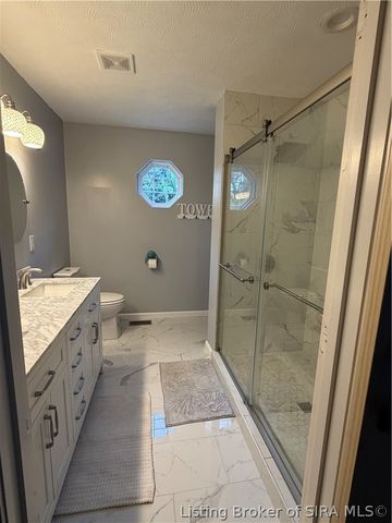 4202 Silver Glade Trail, Sellersburg, IN 47172