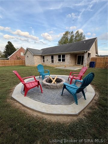 4202 Silver Glade Trail, Sellersburg, IN 47172
