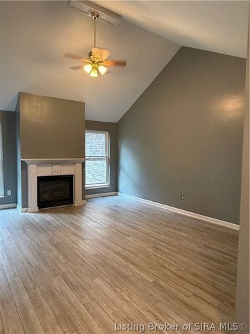 4202 Silver Glade Trail, Sellersburg, IN 47172