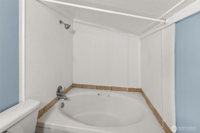 1017 W Main Street, Centralia, WA 98531