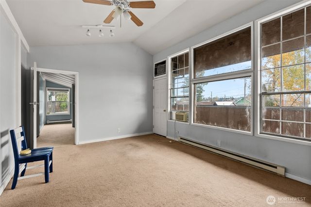 1017 W Main Street, Centralia, WA 98531