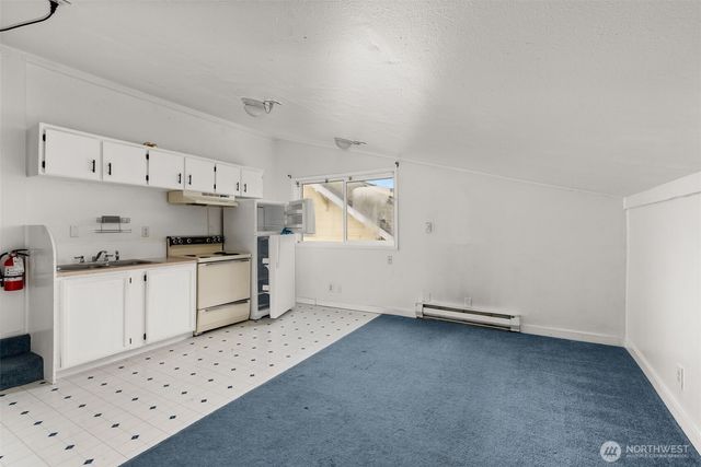 1017 W Main Street, Centralia, WA 98531