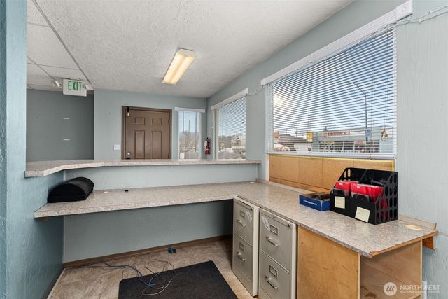 1017 W Main Street, Centralia, WA 98531