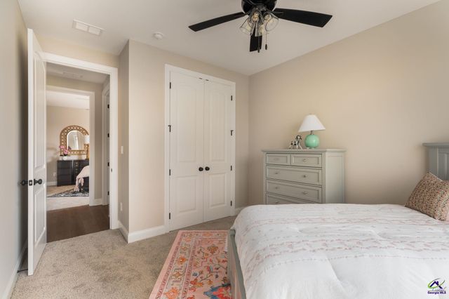 6 Pleasant Oaks Drive, Perry, GA 31069