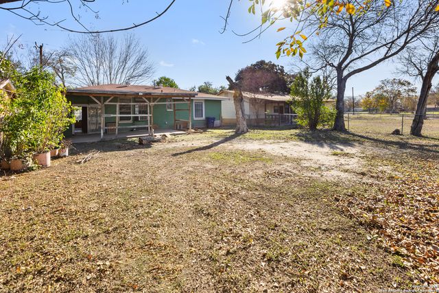 239 Nock, San Antonio, TX 78221