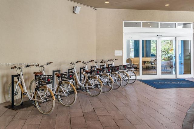 551 N Fort Lauderdale Beach Boulevard R1904, Fort Lauderdale, FL 33304