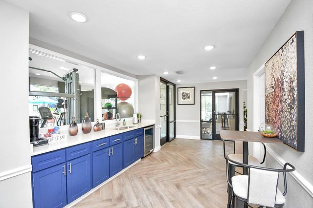 2701 W Bellfort Avenue 1016, Houston, TX 77054