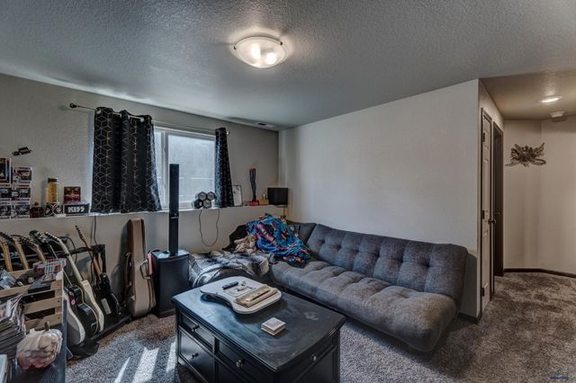 2927 HUTT CT, Rapid City, SD 57703