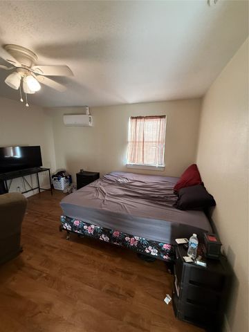 217 2nd Street, Cross Plains, TX 76443