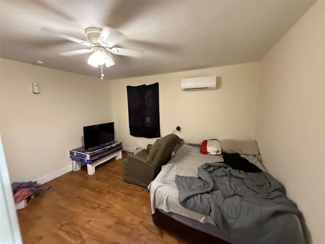 217 2nd Street, Cross Plains, TX 76443