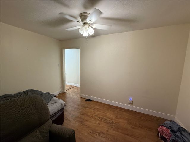 217 2nd Street, Cross Plains, TX 76443