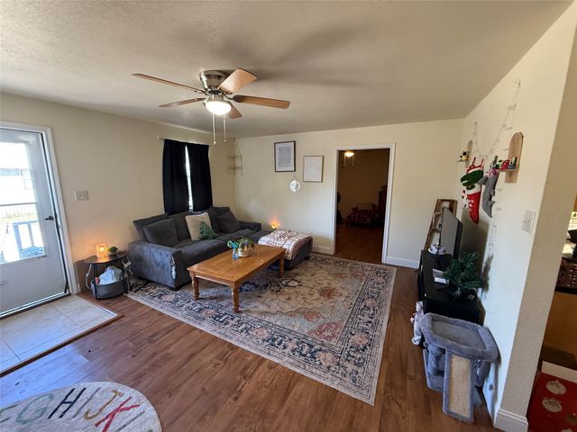 217 2nd Street, Cross Plains, TX 76443