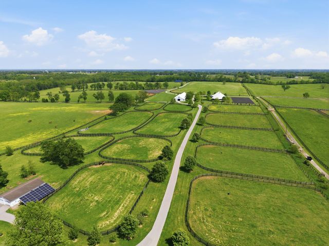 6166 Greenwich Pike, Lexington, KY 40511
