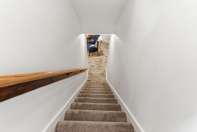 6166 Greenwich Pike, Lexington, KY 40511