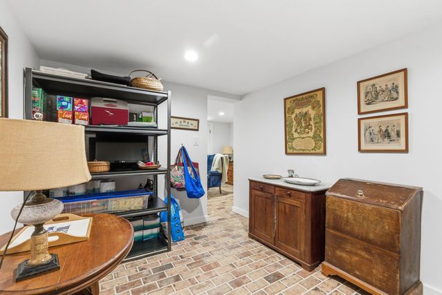 6166 Greenwich Pike, Lexington, KY 40511