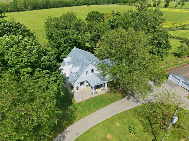 6166 Greenwich Pike, Lexington, KY 40511