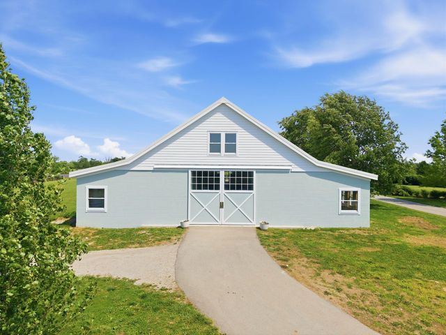 6166 Greenwich Pike, Lexington, KY 40511