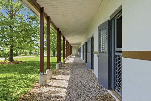 6166 Greenwich Pike, Lexington, KY 40511