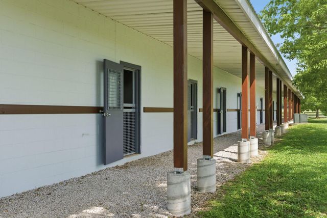 6166 Greenwich Pike, Lexington, KY 40511