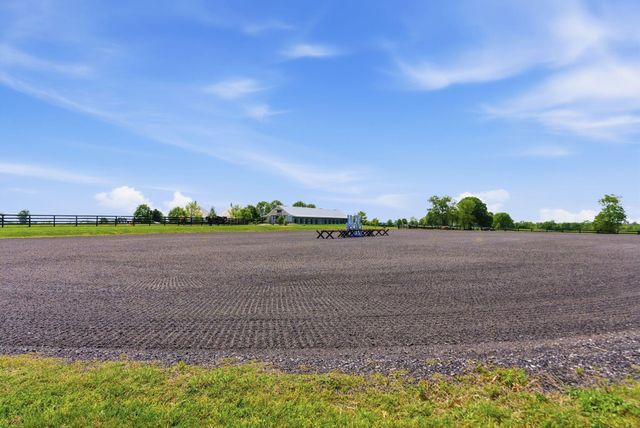 6166 Greenwich Pike, Lexington, KY 40511